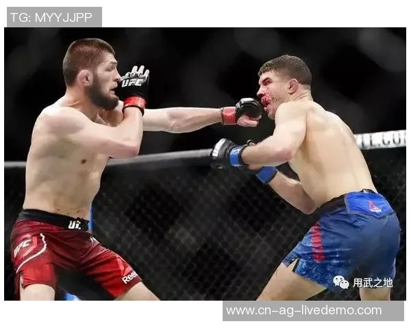 小鹰与亚昆塔的巅峰对决谁将成为轻量级的新王者